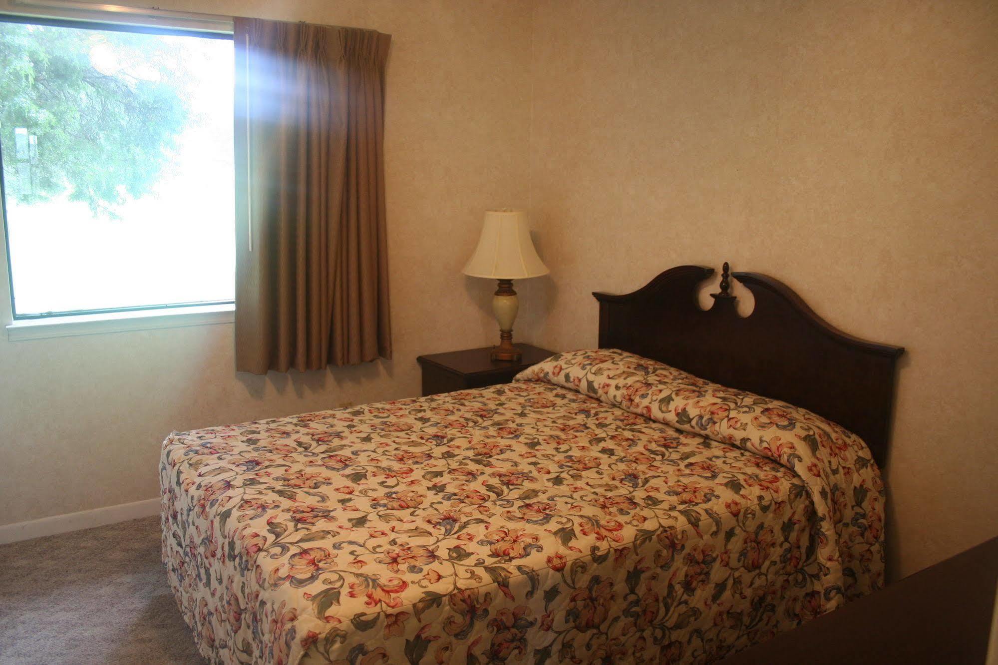 King'S Inn Huntsville Ngoại thất bức ảnh