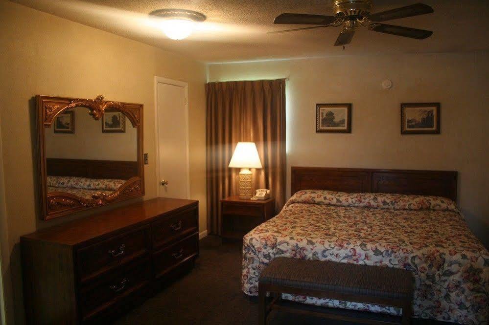 King'S Inn Huntsville Ngoại thất bức ảnh