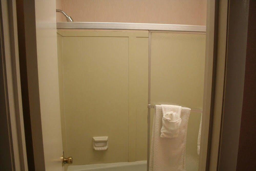 King'S Inn Huntsville Ngoại thất bức ảnh